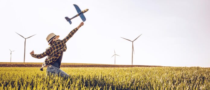 dhl-signs-668-million-liters-of-sustainable-aviation-fuel-deal-to-replace-fossil-jet-fuel-–-esg-news dhl-signs-668-million-liters-of-sustainable-aviation-fuel-deal-to-replace-fossil-jet-fuel-–-esg-news